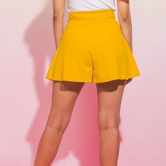 𝅺flying Tomato Women's Yellow High Rise Woven Shorts - Picture 2 of 6